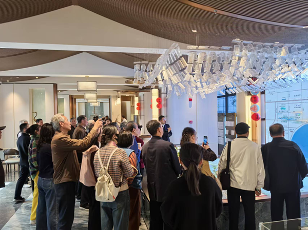 康养+旅游，，激活墟落振兴新引擎